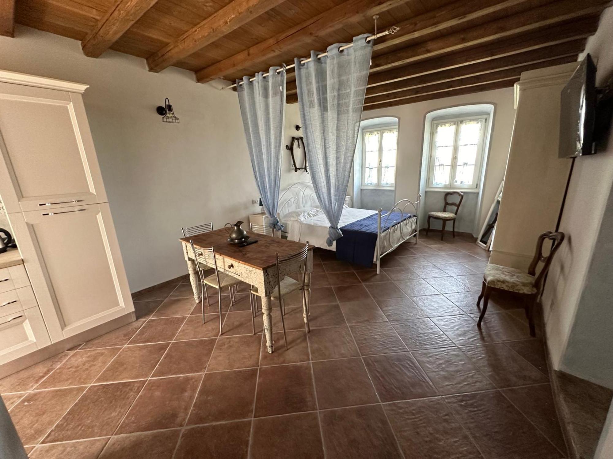 Nel Caruggio - B&B Mornese Luaran gambar