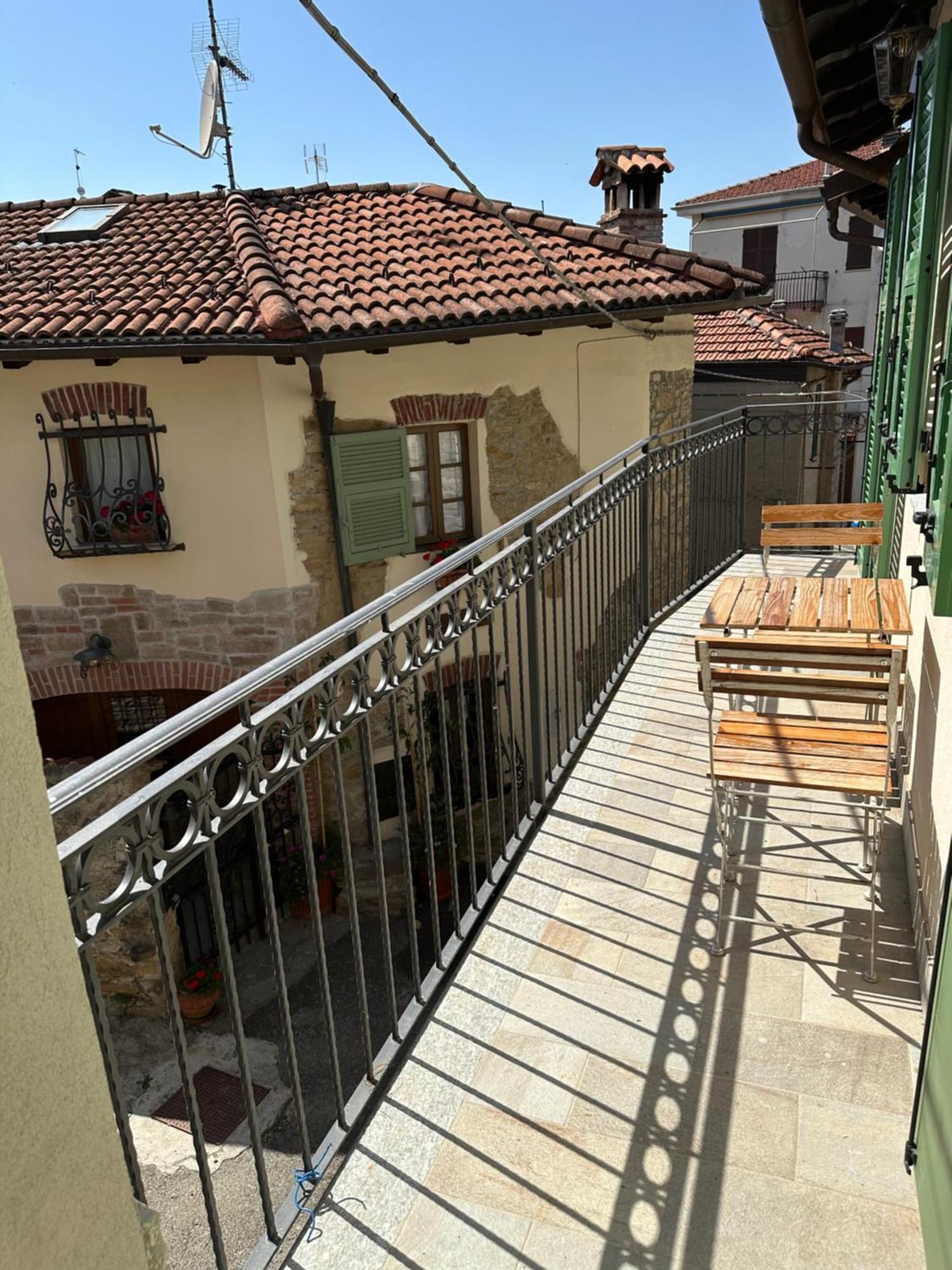 Nel Caruggio - B&B Mornese Luaran gambar