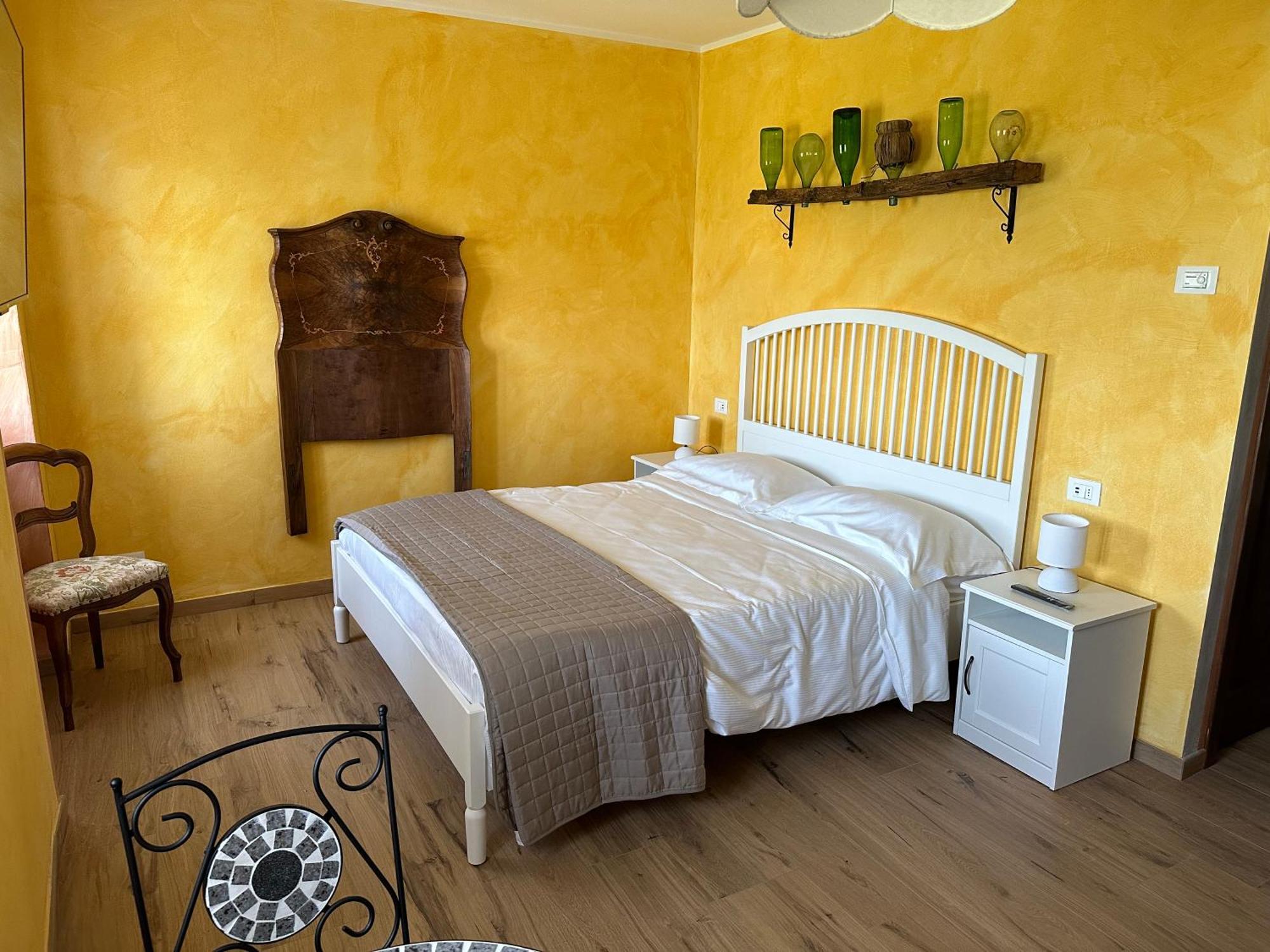 Nel Caruggio - B&B Mornese Luaran gambar