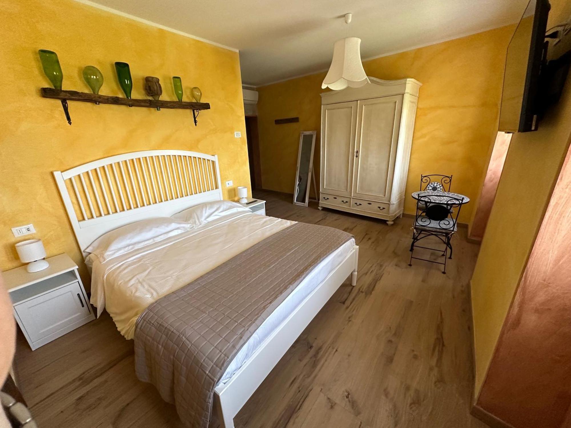 Nel Caruggio - B&B Mornese Luaran gambar